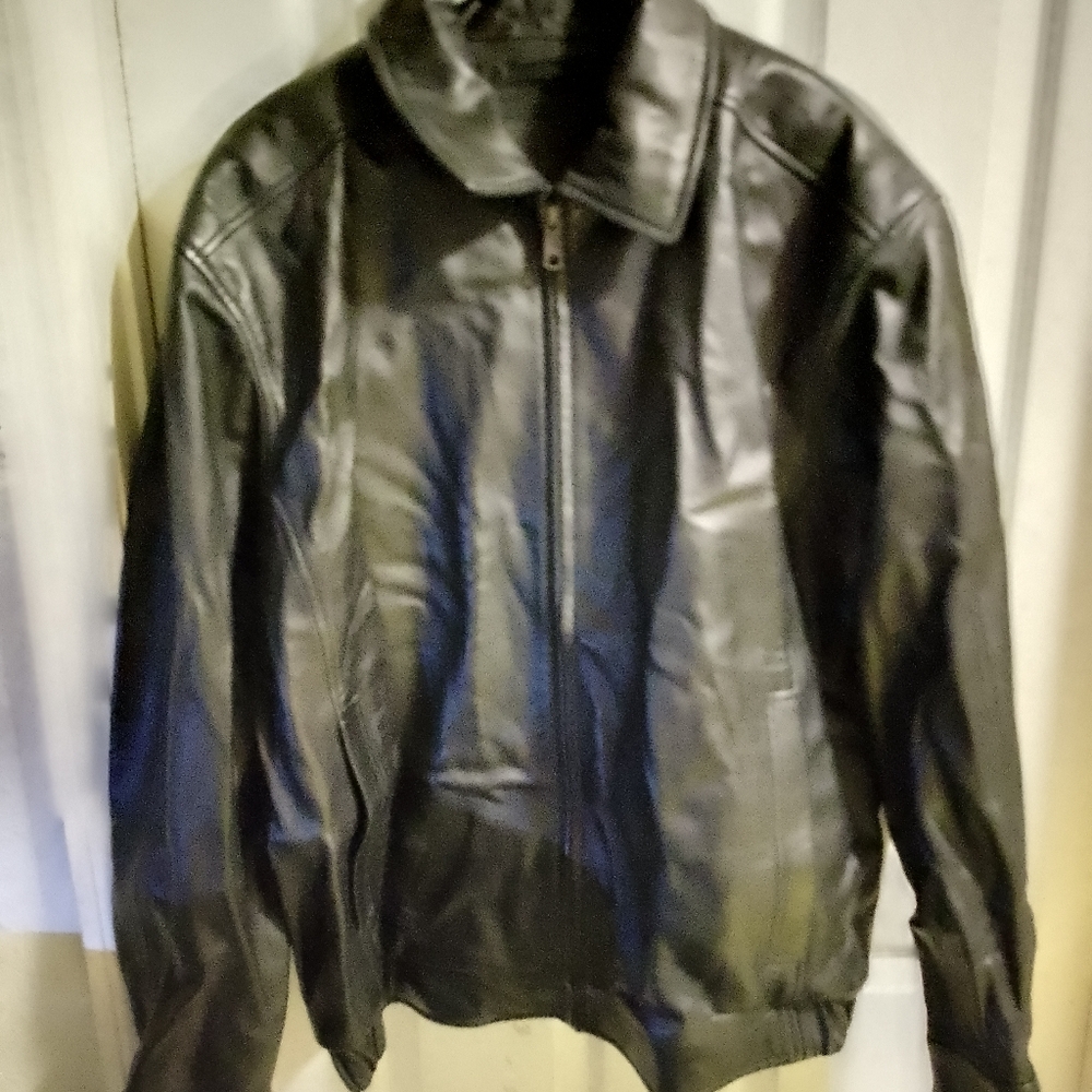 Round tree & Yorke Leather Jacket